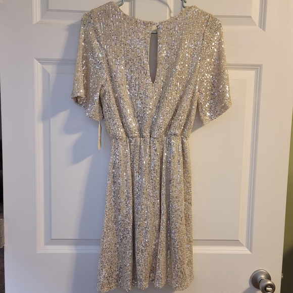 Sequence party dress - Picture 5 of 7